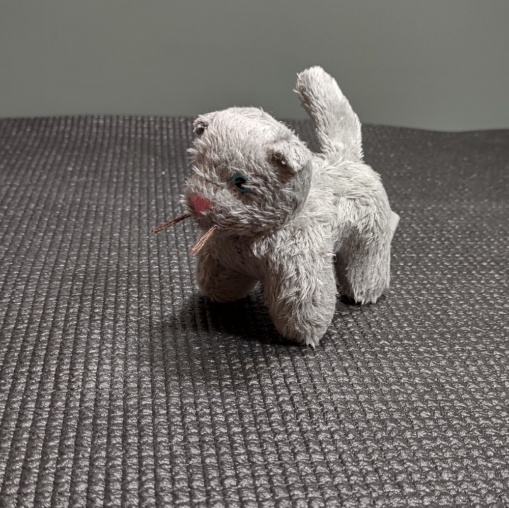 Maison Joseph Battat Gray Kitty plush